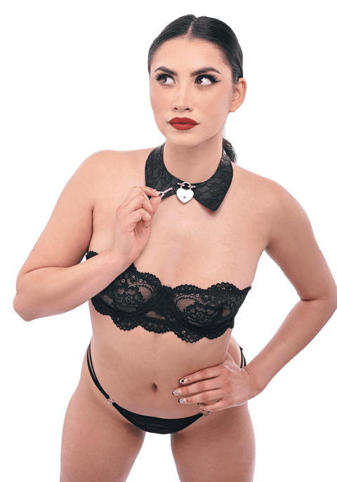 Heartbound Lace Day Collar